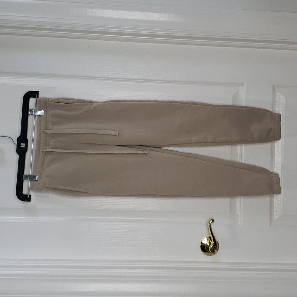 🖤5/$12 Real Essentials Light Gray Sweatpants Size Medium